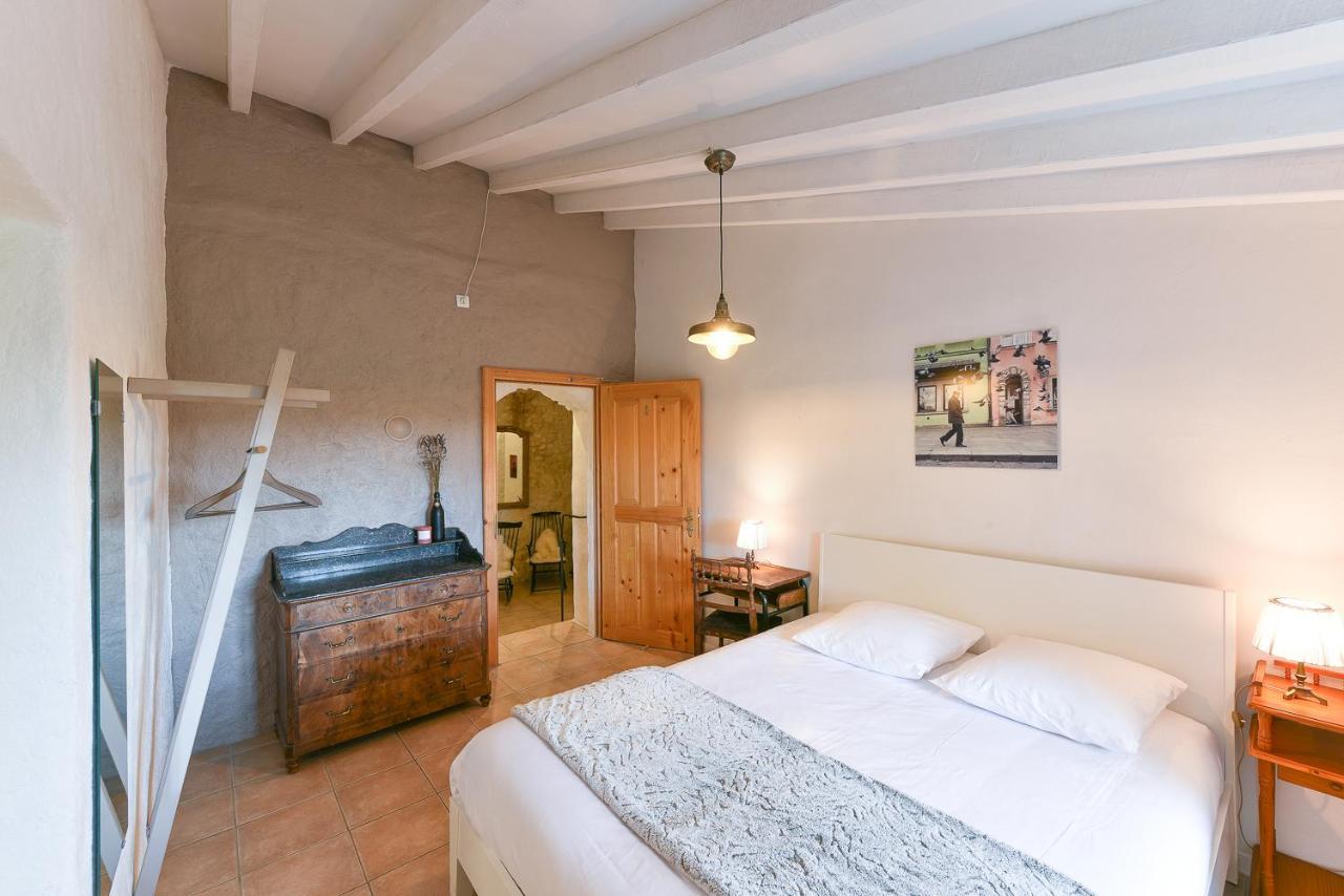 Auberge La Plaine Chabrillan Eksteriør billede