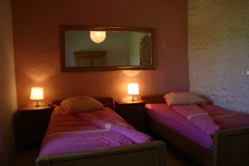 Auberge La Plaine Chabrillan Eksteriør billede